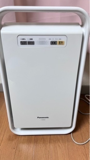 【取引中】Panasonic 空気清浄機 F-PDP30 [適用床面積]12畳(20㎡)