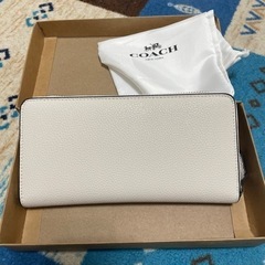 コーチ財布の画像
