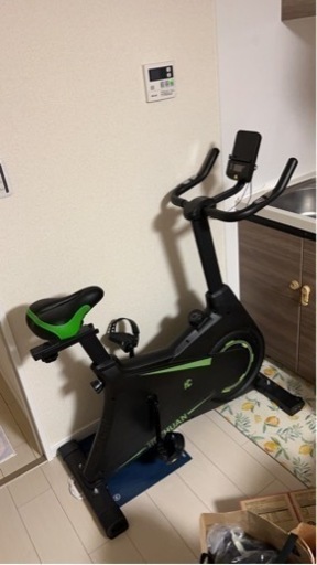 美品 フィットネスバイク