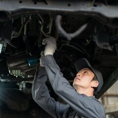 自動車整備×高収入　国産車ディーラーで整備のお仕事
