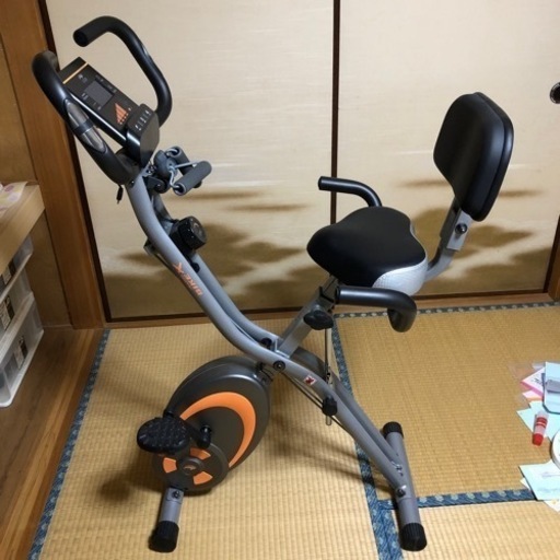 Amazonにて1年前購入21300円でした