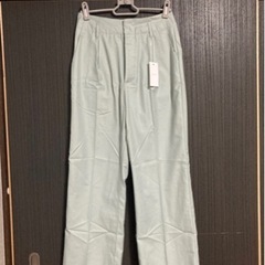 tarosu セミフレアパンツの画像