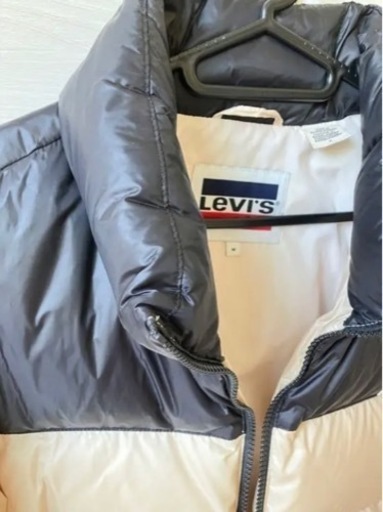 ダウンジャケットLEVI’S