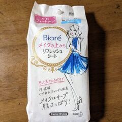 Biore メイクの上からリフレッシュシート
