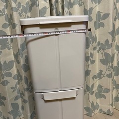 【取引完了❗️】ニトリ ゴミ箱の画像