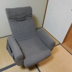 ＜交渉中＞ソファｰ　リクライニング　一人よう