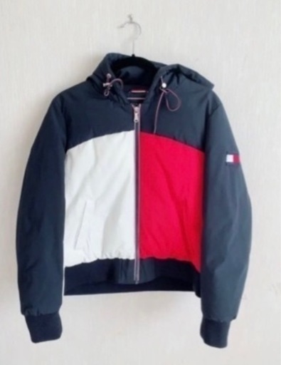 トミーヒルフィガー　ダウンジャケット