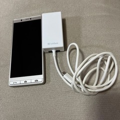 シンプルスマホ5 シャンパンゴールドの画像