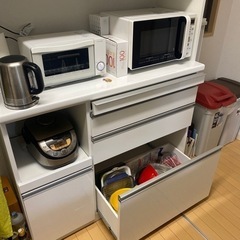 受け渡し決定しました。松田家具のカップボード定価10万円の画像