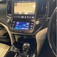 クラウンハイブリッド　アスリートG の画像