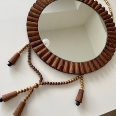 エスニック風　ビーズミラー　壁掛け鏡の