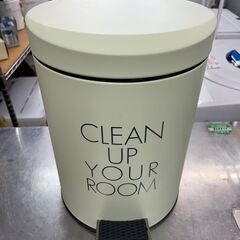 人気商品!!　フットペダル付きゴミ箱　No.4136　ペダルペー...