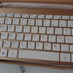 (新品ゴールド)ワイヤレスキーボード(英数)ワイヤレスマウスセットの画像