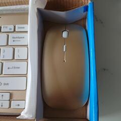(新品ゴールド)ワイヤレスキーボード(英数)ワイヤレスマウスセットの画像