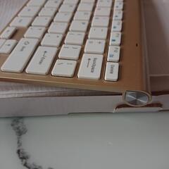 (新品ゴールド)ワイヤレスキーボード(英数)ワイヤレスマウスセットの画像