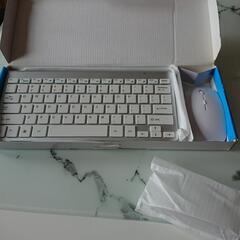 (新品シルバー)ワイヤレスキーボード(英数)ワイヤレスマウスセット