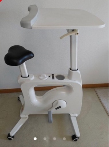 エアロバイク テーブル付き エクササイズ　デスク フィットネス