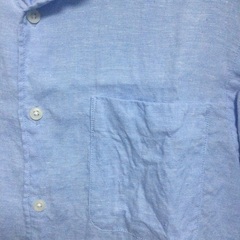 ユニクロ　メンズシャツ　水色の画像