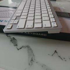 (新品シルバー)ワイヤレスキーボード(英数)の画像