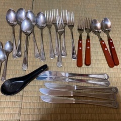 スプーンなど