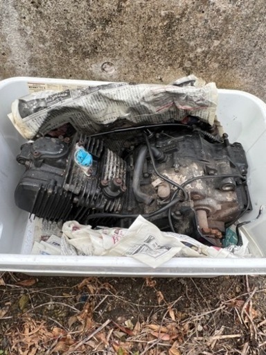 エンジン　tw225 フロントフェンダー　チェーンカバー