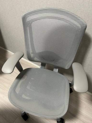 定価20万円　コンテッサ セコンダ　ライトグレー