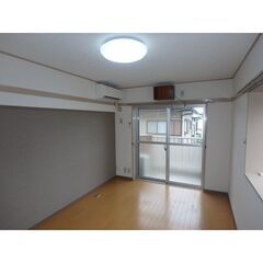 初期費用30000円物件（分割払いなどはありません）弊社より初期費用がが安い条件がありましたらご対応いたします。家賃１カ月無料＆仲介手数料0円＆家財保険全て含まれております。弊社より初期費用が安い条件がありましたらご対応いたします。仲町パークプラザ 物件待ち合わせにてご見学＆ご契約可能です。お問い合わせお待ちしております  LINE公式アカウントに登場！お得な情報を受け取るには、以下のリンクから友だち追加してください。https://lin.ee/g7Kl1pG - 賃貸（マンション/一戸建て）