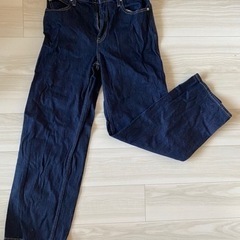 UNIQLOジーンズレディースの画像