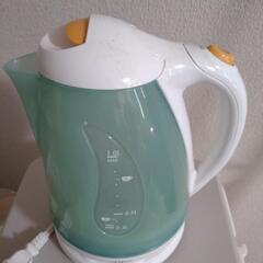 電気ポットの画像