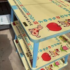 ミニテーブル　3個　無料で差し上げます　（現在商談中です。）