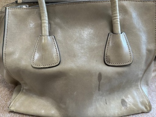 PRADA トートバッグ