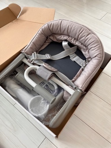 【ほぼ未使用】イングリッシーナ　ファスト(ベビーテーブルチェア)