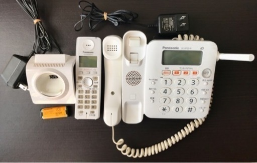 売り切れました‼️ありがとうございました‼️お値下げしました‼️美品‼️ Panasonic コードレス電話 VE-GP22-W 子機KX-FKN525