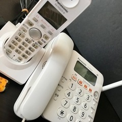 売り切れました‼️ありがとうございました‼️お値下げしました‼️美品‼️ Panasonic コードレス電話 VE-GP22-W 子機KX-FKN525の画像