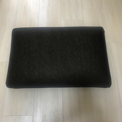 枕　低反発　ブラウン