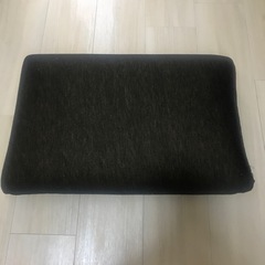 枕　低反発　ブラウンの画像