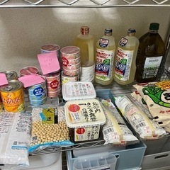 未開封です。缶詰、油、砂糖、味噌、マヨネーズ等