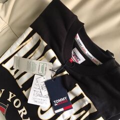 ◆Tommy Jeans◆プレップ カレッジ ロゴ スウェットシャツの画像