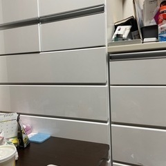 (交渉中)縦長のタンス1000円！