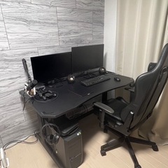 ゲーミングデスク