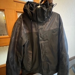 防寒防水機能ジャケットのAEGISの画像