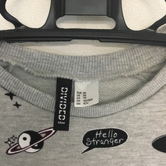 【ラスト1点のみ！】DIVIDED H&M スウェット　トレーナーの画像