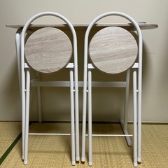 カウンターテーブルの画像