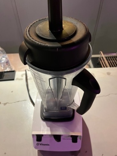 [Vitamix バイタミックス VM0111 ミキサー]