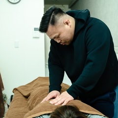 ★出張整体★【200名以上の施術経験で安心！】オリンピアンのトレーナーがお客さま一人ひとりの症状に寄り添った施術を提供します！ - 地元のお店