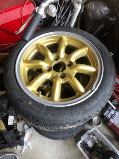 ワタナベ　100 4穴