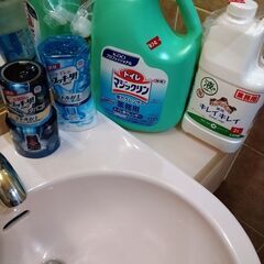 消臭剤（タバコ、トイレ）、トイレマジックリン、キレイキレイ