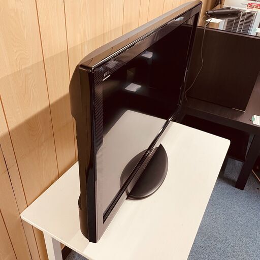 ①11551　Panasonic 液晶テレビ　32インチ 32V?2月4～5日大阪市～神戸・西宮・伊丹方面配送無料！?