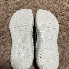 【新品未使用】スニーカー　24㌢の画像