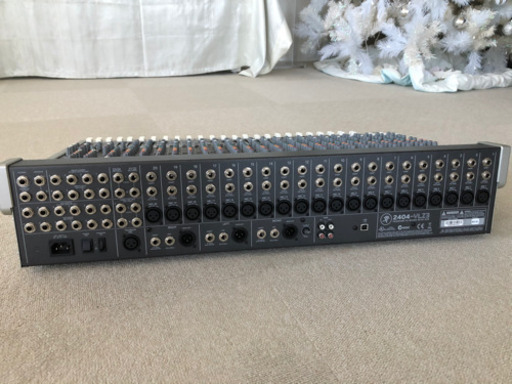 24チャンネルアナログミキサー